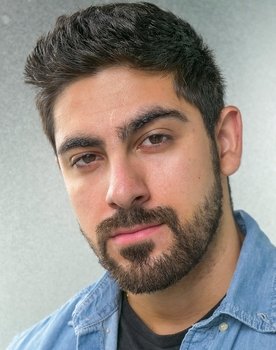 Giorgio Picone as Ami de l'Italien rameur #2