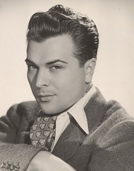 Roger Dann as 