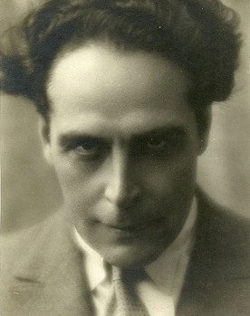 Febo Mari as Marelli, il direttore della Scala di Milano