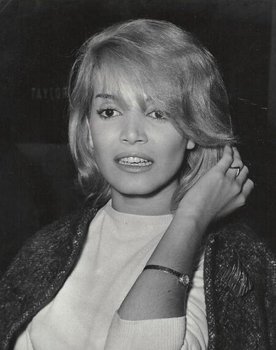 Mercedes Alonso as 