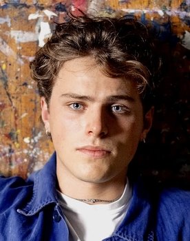 Valdemar Dørmænen Irgens as Menig Knut Espelund