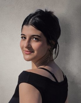 Maju Izar as Tufo