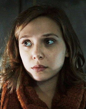 Florencia Colucci as Emilia
