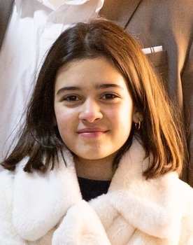 Alice Cunha as Virgem Maria/Servo do Herodes/Mulher do Fox Life