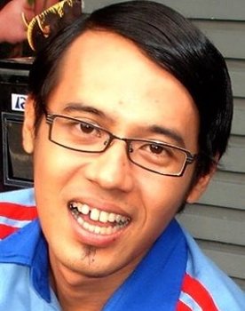 Aditya Sayuti as Pak Yudi (Penjaga Villa)