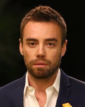 Murat Dalkılıç as Wolfie