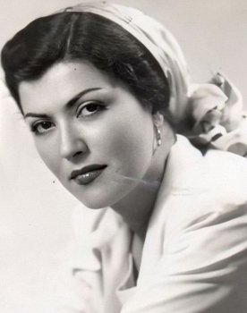 Gloria Marín as 