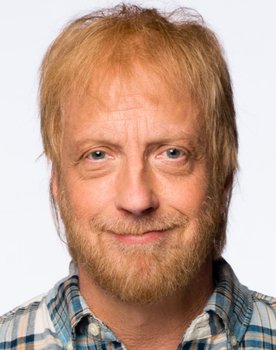 Chris Elliott as Bradley Crosby