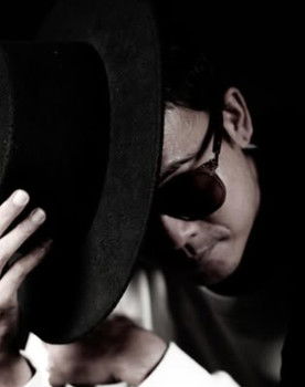 Marzuki Noh as Guard