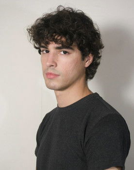 Juan Cáceres as Tani