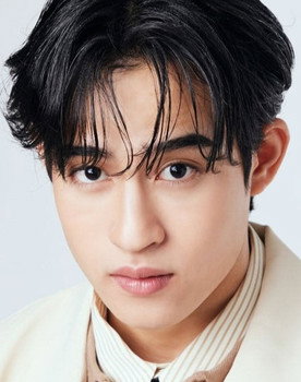 Tinnasit Isarapongporn as Anawin