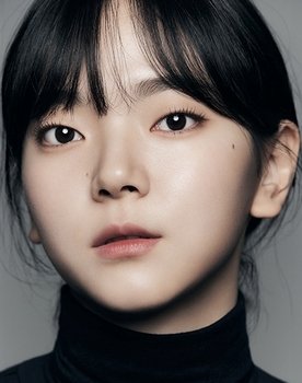 Sim Su-bin as Yoon-ji