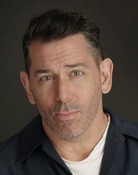 Rich Lounello as Ray Barnes