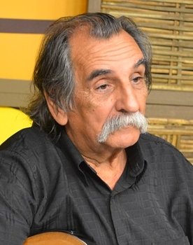 Lúcio Yanel as Capitán Adolfo