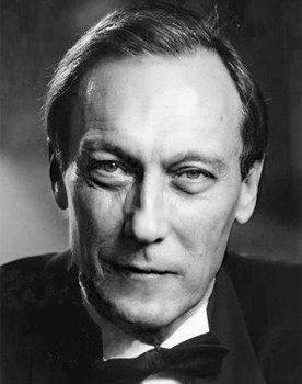 Oleg Yankovskiy as хозяин