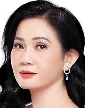 Hoàng Trinh as Hà