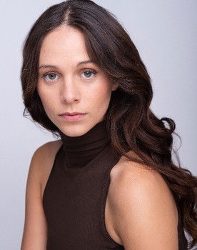 Laura Simón as La recién llegada