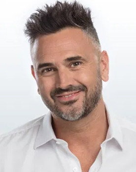 Leo Montero as Leo Montero