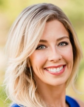 Holly Montag