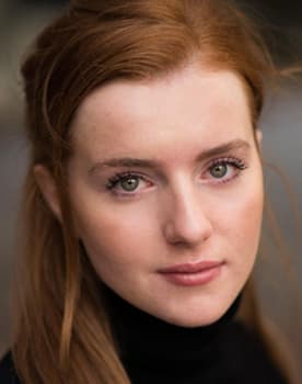 Hannah Onslow as Emily Dunn