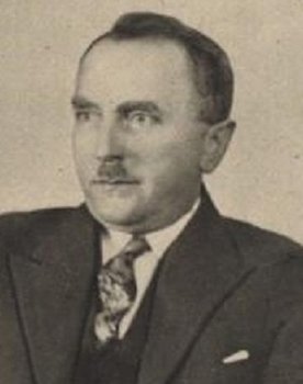 Joseph Delmont as Van Geldern