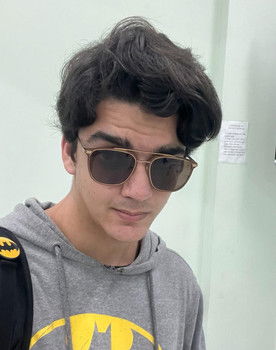 Phablo Barreto as Rafael