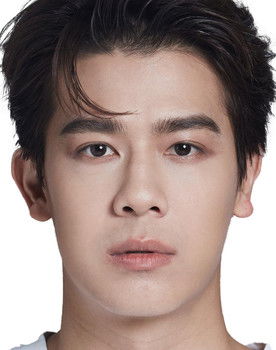 Piamchon Damrongsunthornchai as Dom