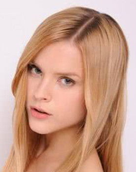 Camilla Ståhl as Catherine