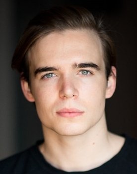 Simon Croker as Leonard