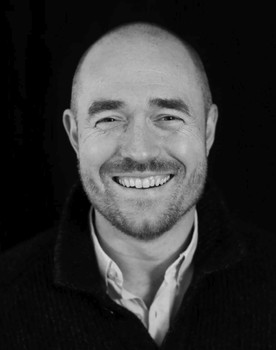 Jonathan Davenport as Dove Cart Delivery Guy