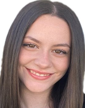Karen Lebrón as Mónica
