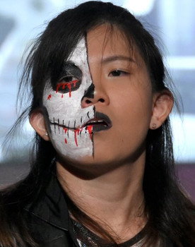 Lee Xin Yi as Alexis Lee