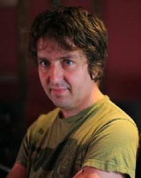 Peter Gabriel: Still Growing Up, Live & Unwrapped