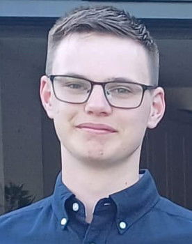 Matthew Brace as Robert/ring announcer(voice)