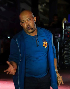 Didier mangaye as Didier mangaye