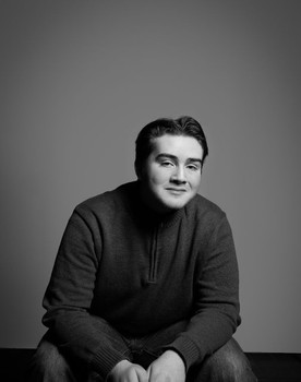 Charlie Moran as Benjamin