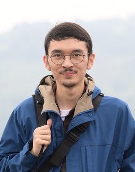 Fadhil Abhimantra as Professor