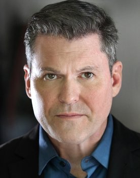 Pierce Lackey as Andre