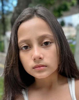 Shafira Khadijah as Dwi