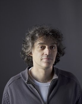 Néstor Frenkel as 