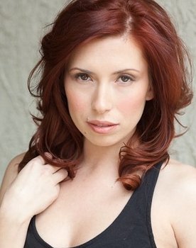Elizabeth Maxwell as Brenna Brolin