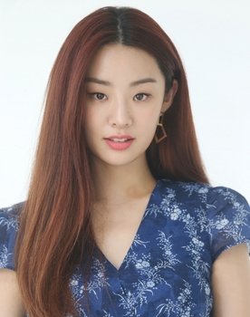 Stephanie Lee as Hwang Seon-hee 2nd tier