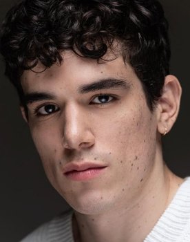 Bryan Zorrilla as Pepe