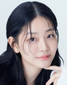 Chung Su-bin as Lee Su-ryun