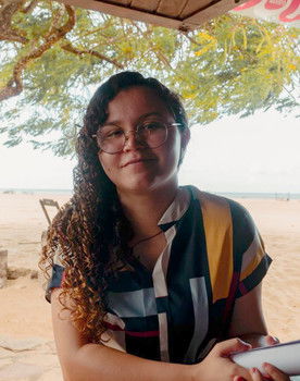 Maisa Tavares as Herself