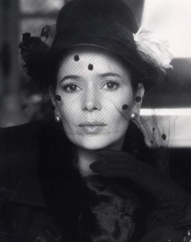 Marie-José Nat as She, Michel's wife
