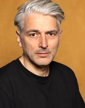 Peter Seynaeve as Edward