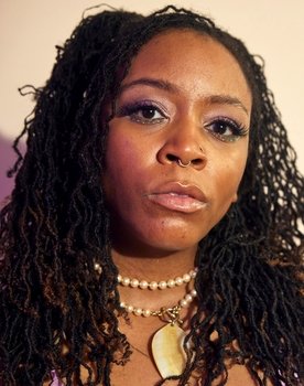 Tayarisha Poe as 