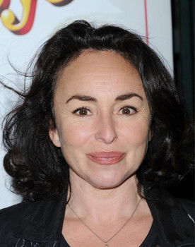Samantha Spiro as Beaver (voice)