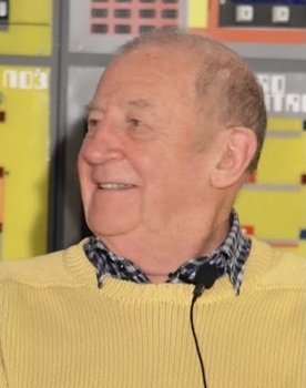 David Elliott as Self